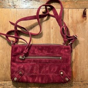 𝅺LINEA Pelle Collection Red Croc Embossed Suede Crossbody Bag